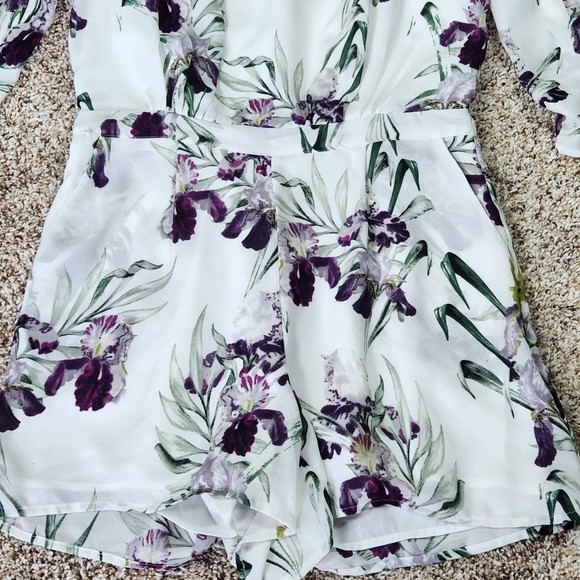 Eliane Rose White Floral Romper Size 2 - Picture 6 of 6